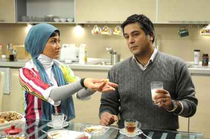 مصاحبه اختصاصی آکادمی هنر با شیوا رشیدیان طراح صحنه «برخورد خیلی نزدیک»