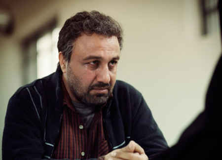 دهلیز رضا عطاران