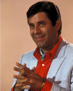 جری لوئیس مجموعه فیلم‌هایش را به کتابخانه کنگره آمریکا داد