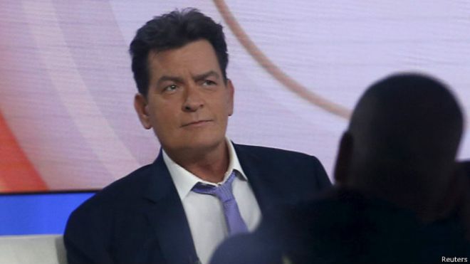 چارلی شین: اچ‌آی‌وی مثبت هستم