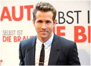 رینولدز به کمک سینگ  فارغ از خود  می‌شود